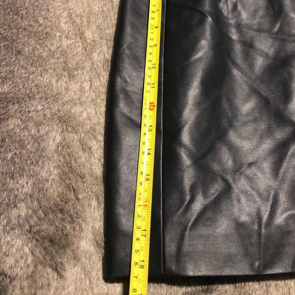 Venus Dress - Picture 8 of 8